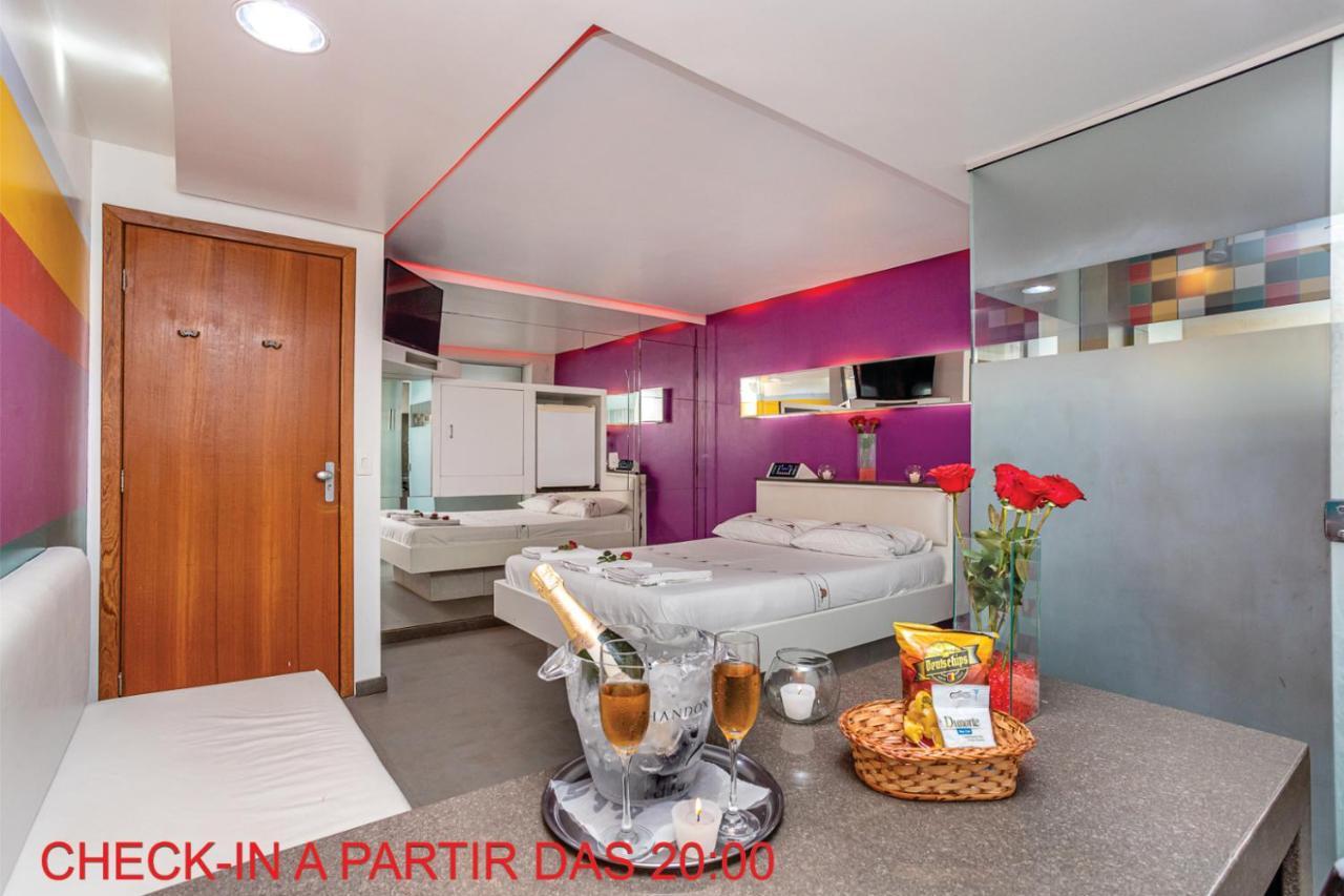 Motel Porto Dos Casais ปอร์โตอัลเลเกร ภายนอก รูปภาพ