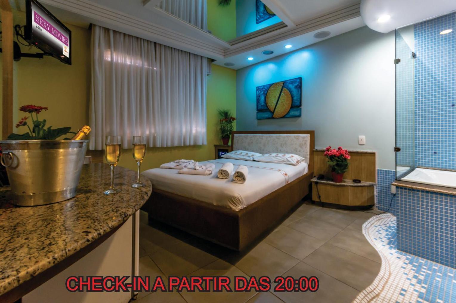 Motel Porto Dos Casais ปอร์โตอัลเลเกร ภายนอก รูปภาพ